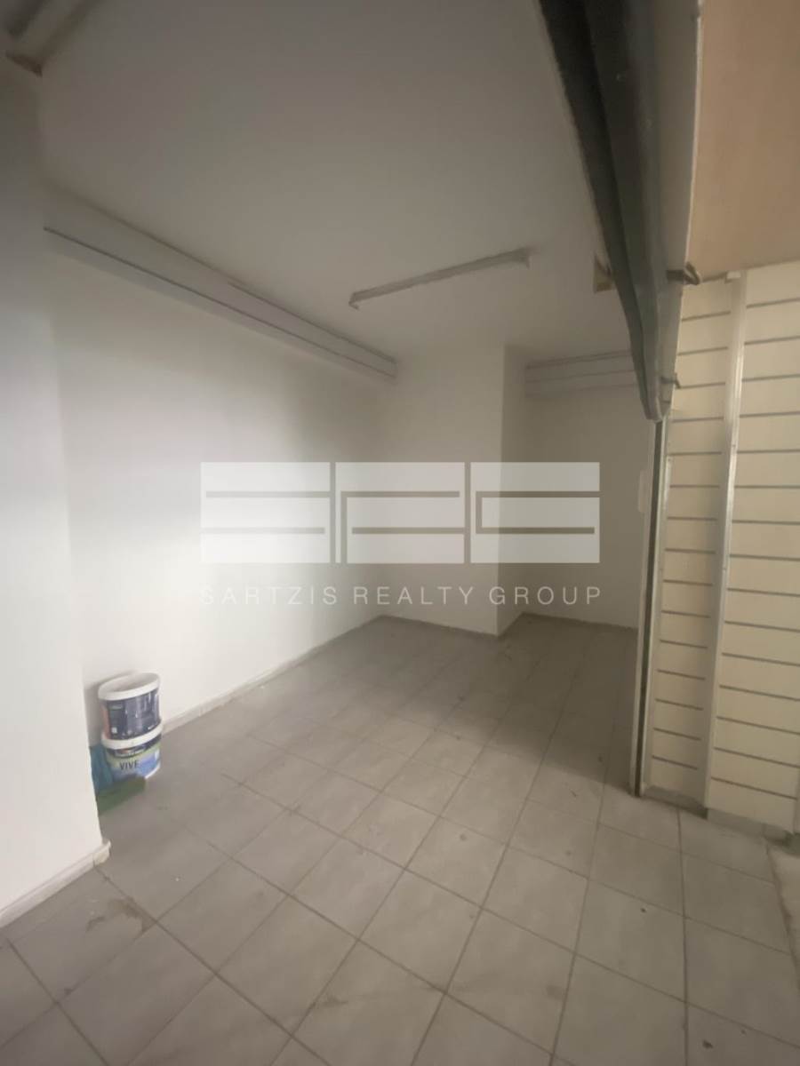 (For Sale) Commercial Retail Shop || Athens Center/Athens - 60 Sq.m, 140.000€ 