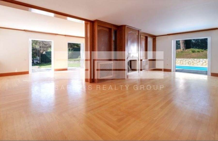 (For Sale) Residential Villa || Athens North/Psychiko - 1.000 Sq.m, 14 Bedrooms, 6.800.000€ 