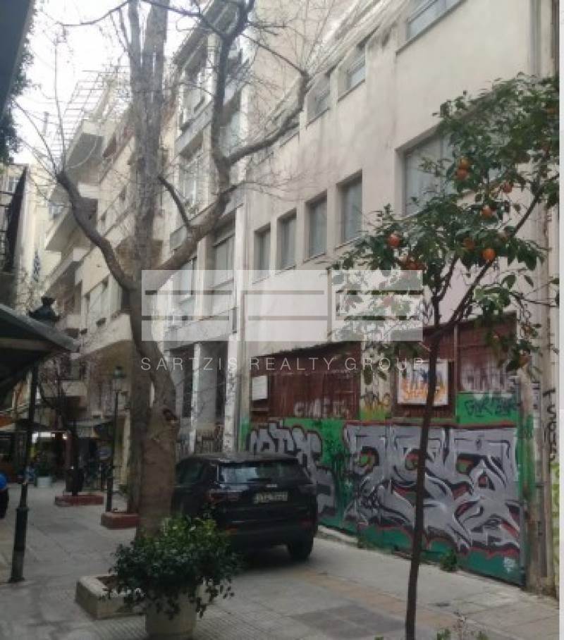 (For Sale) Residential Building || Athens Center/Athens - 1.035 Sq.m, 1.800.000€ 
