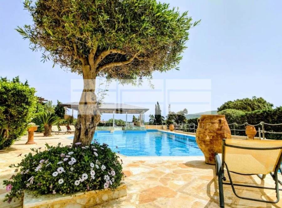 (For Sale) Residential Villa || East Attica/Kalyvia-Lagonisi - 480 Sq.m, 4 Bedrooms, 1.180.000€ 