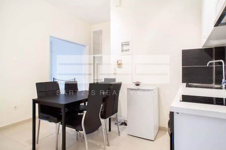 (For Sale) Residential Apartment || Athens Center/Athens - 69 Sq.m, 2 Bedrooms, 100.000€ 