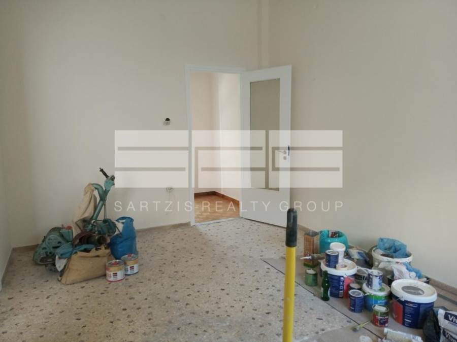 (For Rent) Commercial Office || Athens West/Ilion-Nea Liosia - 64 Sq.m, 700€ 