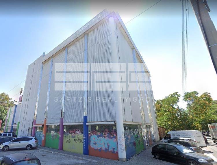 (For Sale) Commercial Retail Shop || Athens South/Tavros - 2.550 Sq.m, 3.000.000€ 