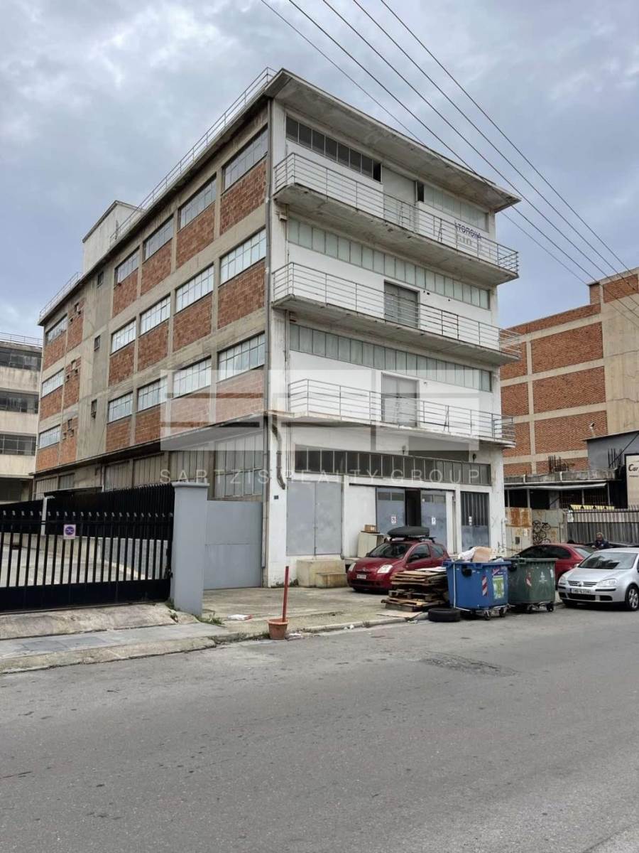 (Προς Πώληση) Επαγγελματικός Χώρος Κτίριο || Αθήνα Νότια/Μοσχάτο - 1.765 τ.μ, 1.900.000€ 