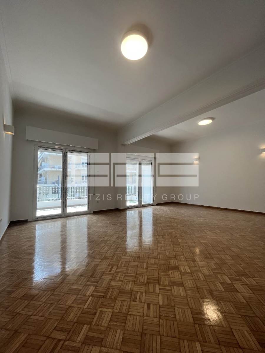 (For Sale) Commercial Office || Athens Center/Athens - 110 Sq.m, 400.000€ 