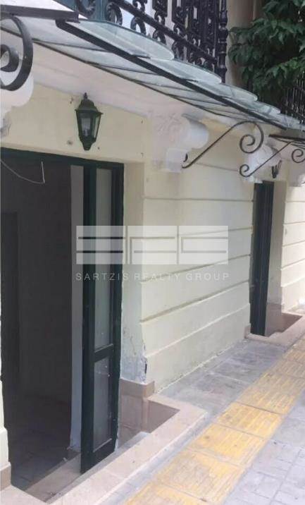 (For Sale) Commercial Retail Shop || Piraias/Piraeus - 115 Sq.m, 140.000€ 