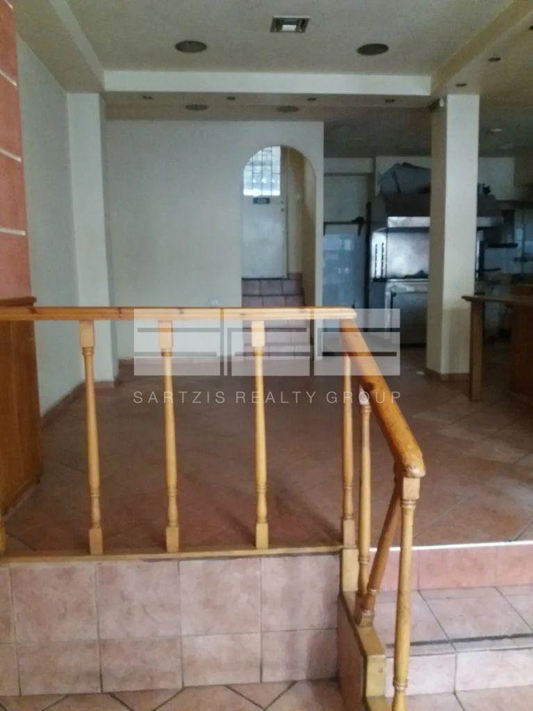 (Προς Ενοικίαση) Επαγγελματικός Χώρος Κατάστημα || Αθήνα Κέντρο/Αθήνα - 77 τ.μ, 400€ 