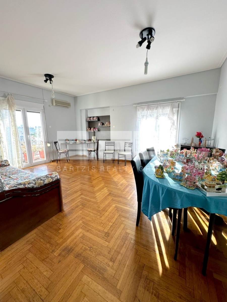 (For Sale) Residential Apartment || Athens Center/Athens - 76 Sq.m, 1 Bedrooms, 155.000€ 