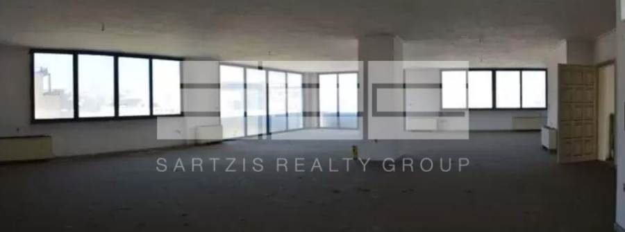(For Sale) Residential Building || Piraias/Piraeus - 1.185 Sq.m, 1.500.000€ 