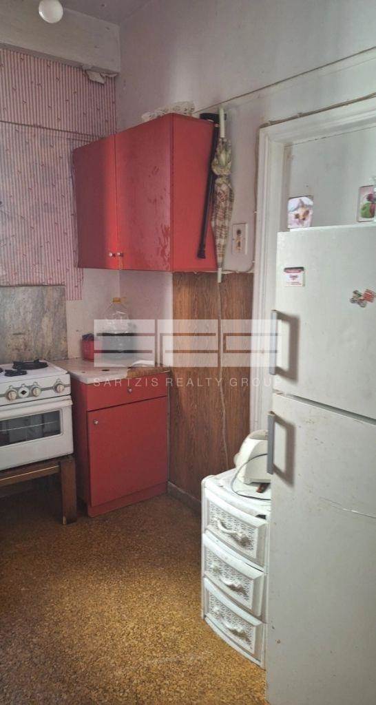 (For Sale) Residential Apartment || Athens Center/Athens - 96 Sq.m, 3 Bedrooms, 130.000€ 