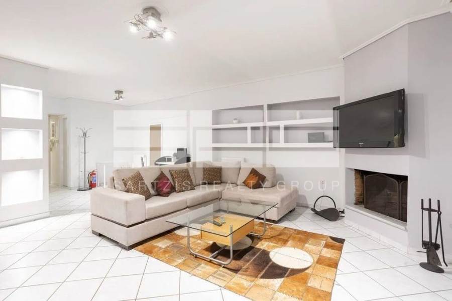 (For Sale) Residential Apartment || Athens Center/Athens - 94 Sq.m, 2 Bedrooms, 380.000€ 