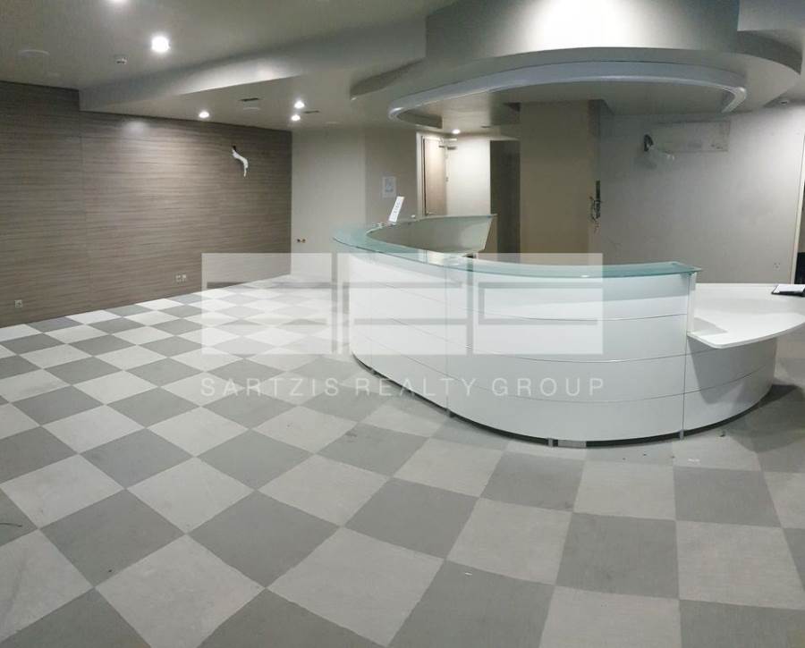 (Προς Ενοικίαση) Επαγγελματικός Χώρος Κτίριο || Πειραιάς/Πειραιάς - 1.100 τ.μ, 16.000€ 