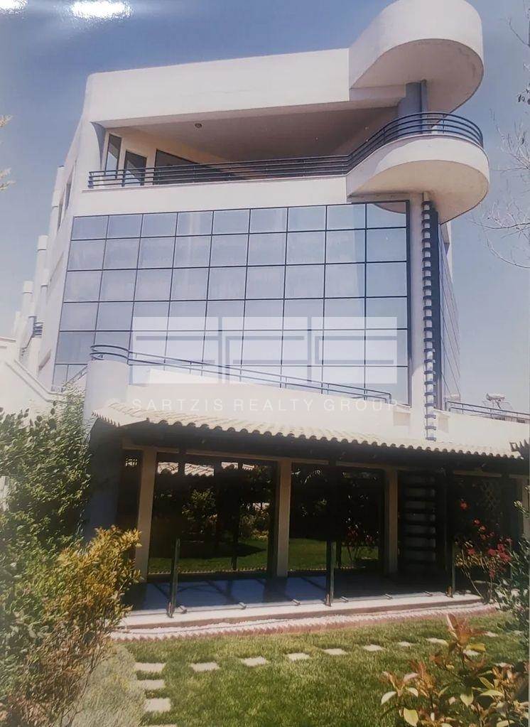 (For Sale) Commercial Building || Athens South/Alimos - 2.700 Sq.m, 6.300.000€ 