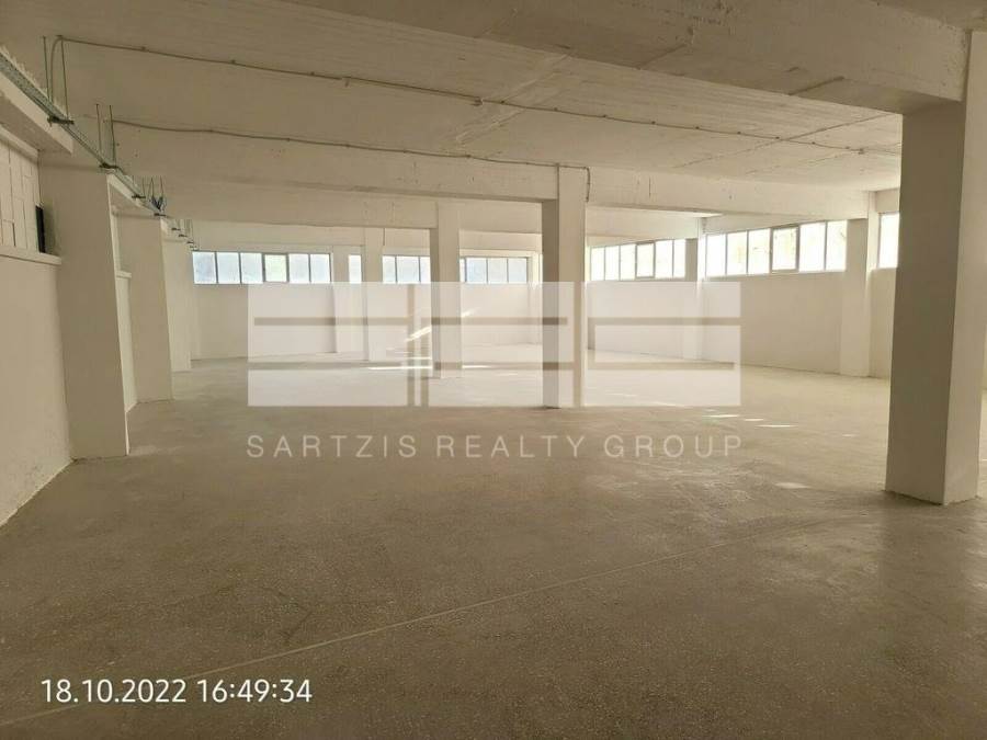 (For Rent) Commercial Building || Athens North/Metamorfosis - 2.950 Sq.m, 15.900€ 