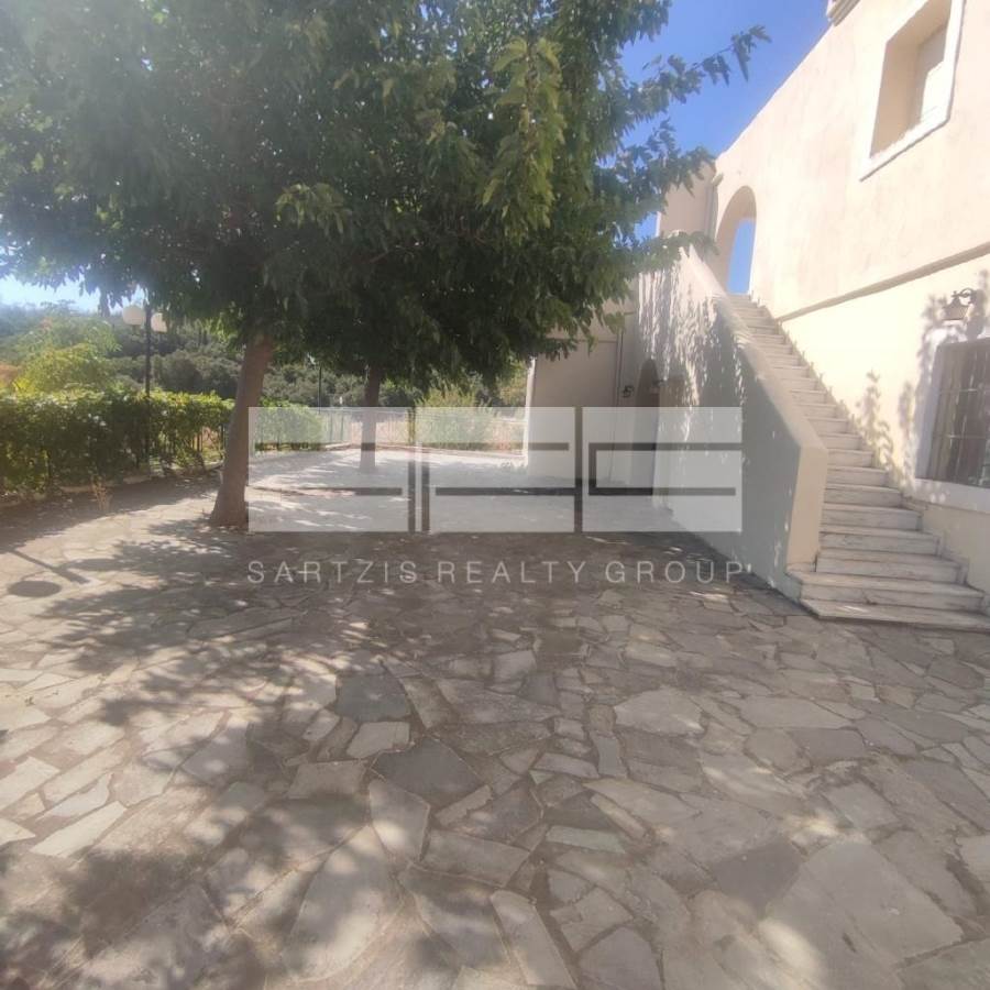 (For Sale) Commercial Commercial Property ||  West Attica/Vilia - 400 Sq.m, 250.000€ 