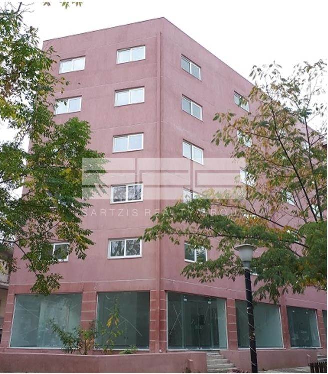 (Προς Ενοικίαση) Επαγγελματικός Χώρος Οροφοδιαμέρισμα || Πειραιάς/Πειραιάς - 760 τ.μ 