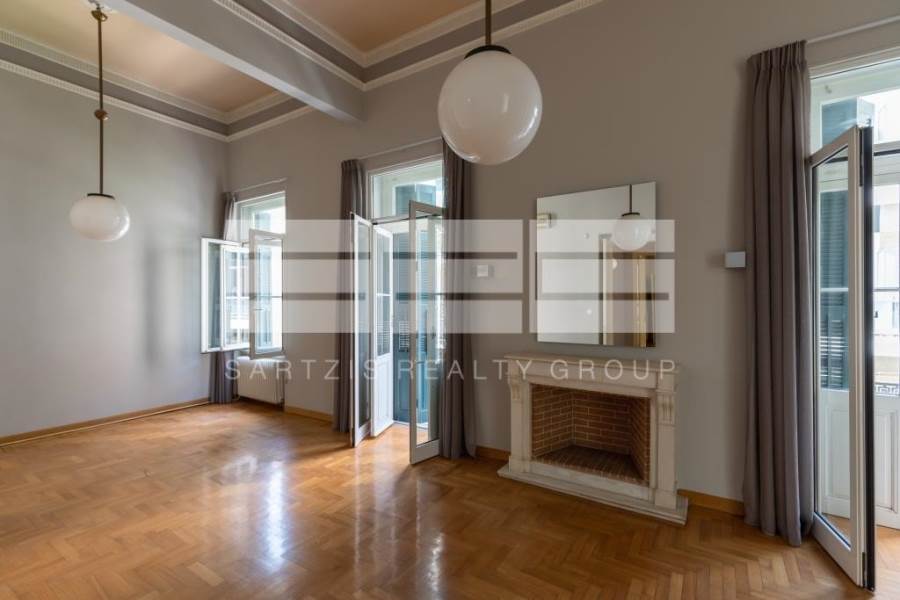 (Προς Πώληση) Επαγγελματικός Χώρος Κτίριο || Αθήνα Κέντρο/Αθήνα - 845 τ.μ, 2.000.000€ 