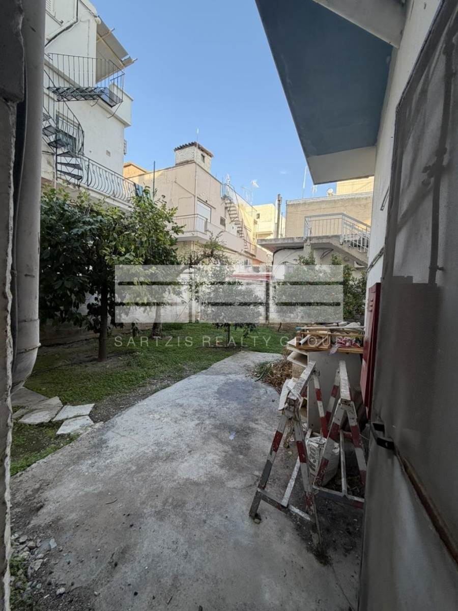 (For Sale) Commercial Retail Shop || Athens West/Egaleo - 240 Sq.m, 125.000€ 