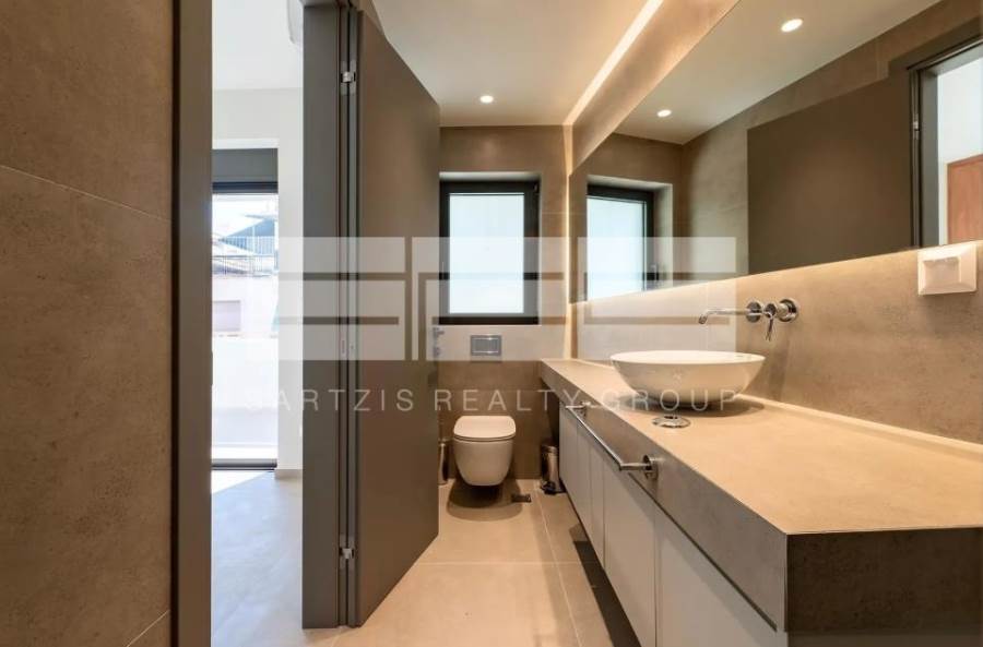 (Προς Πώληση) Κατοικία Διαμέρισμα || Αθήνα Κέντρο/Αθήνα - 120 τ.μ, 2 Υ/Δ, 950.000€ 