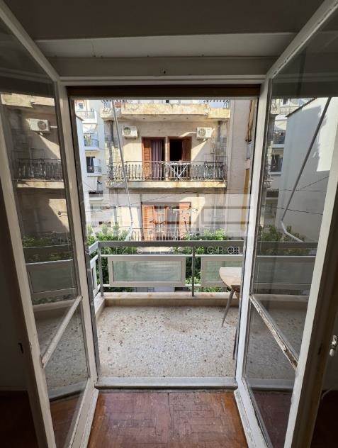 (For Sale) Residential Apartment || Athens Center/Kaisariani - 53 Sq.m, 135.000€ 