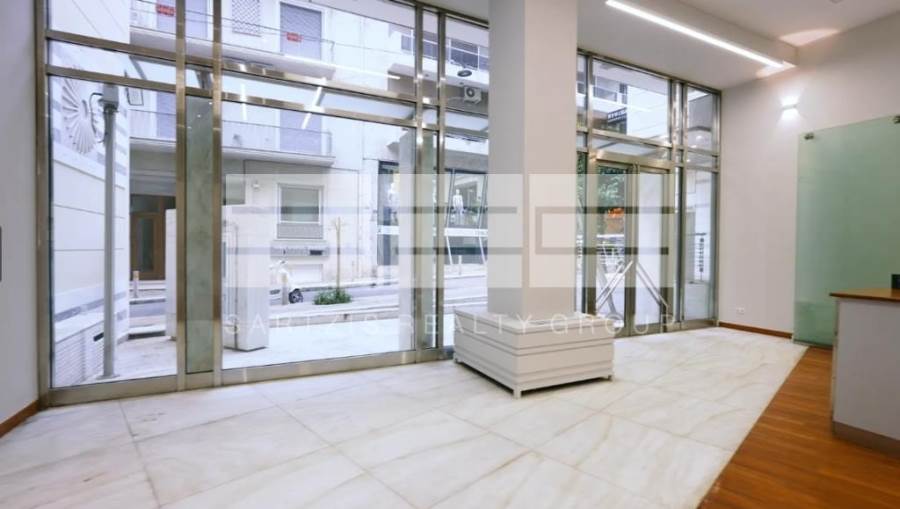 (Προς Ενοικίαση) Επαγγελματικός Χώρος Κατάστημα || Αθήνα Κέντρο/Αθήνα - 600 τ.μ, 25.000€ 