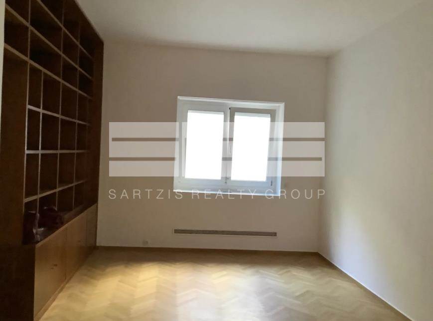 (Προς Ενοικίαση) Επαγγελματικός Χώρος Γραφείο || Αθήνα Κέντρο/Αθήνα - 100 τ.μ, 2.200€ 