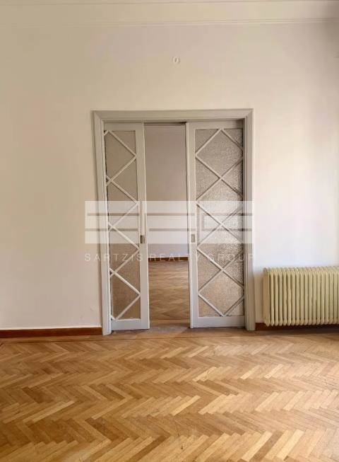 (Προς Ενοικίαση) Επαγγελματικός Χώρος Γραφείο || Αθήνα Κέντρο/Αθήνα - 127 τ.μ, 1.350€ 