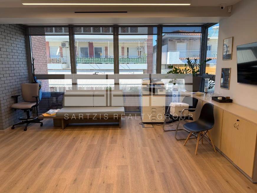 (Προς Ενοικίαση) Επαγγελματικός Χώρος Κτίριο || Αθήνα Κέντρο/Αθήνα - 1.000 τ.μ, 18.000€ 