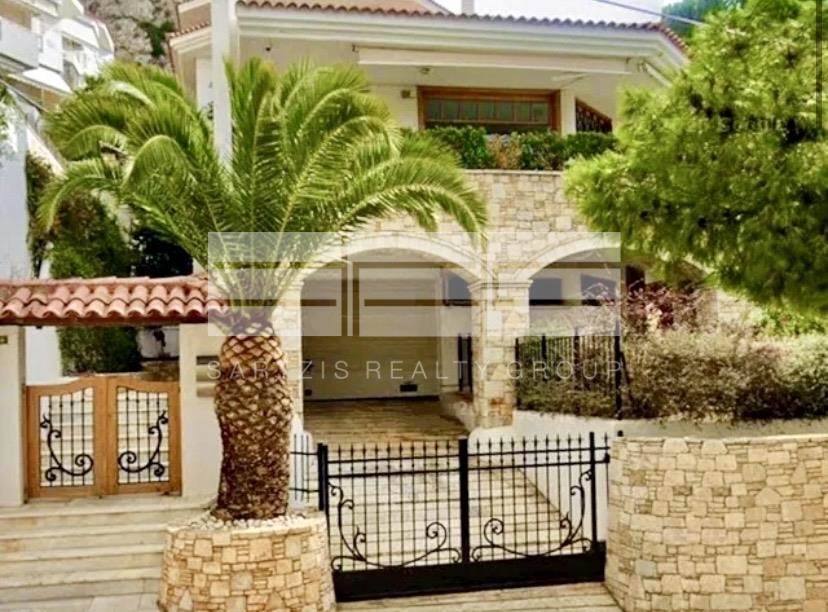 (For Sale) Residential Maisonette || East Attica/Vouliagmeni - 380 Sq.m, 5 Bedrooms, 2.900.000€ 