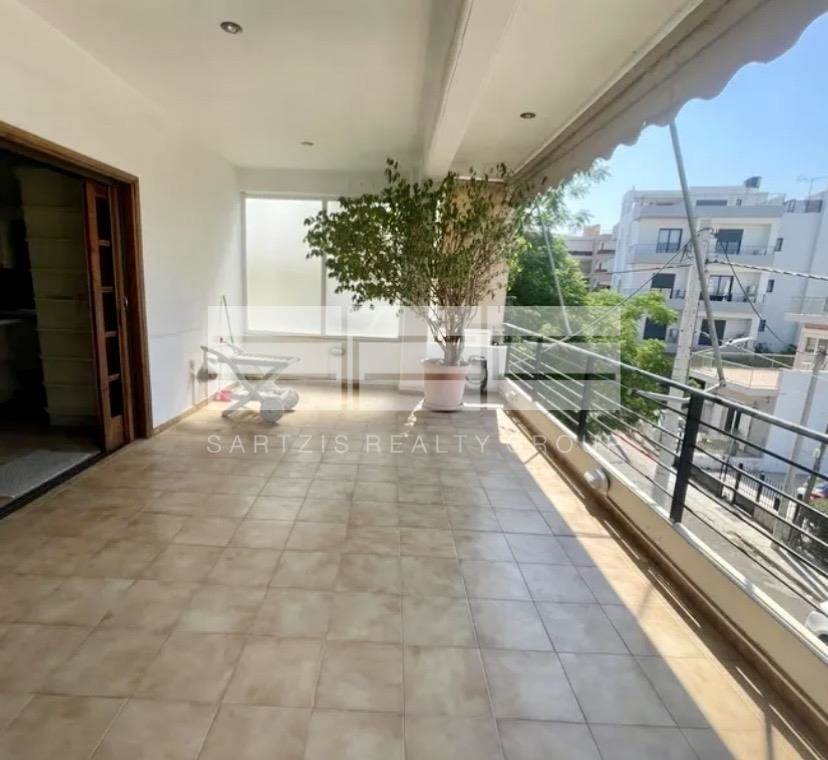 (For Sale) Residential Apartment || Athens South/Glyfada - 86 Sq.m, 3 Bedrooms, 350.000€ 
