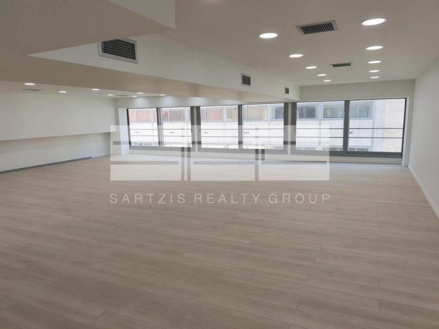 (For Rent) Commercial Office || Athens Center/Athens - 226 Sq.m, 2.200€ 
