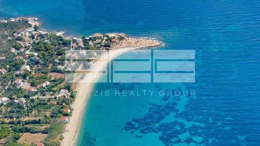 (Προς Πώληση) Αξιοποιήσιμη Γη Οικόπεδο || Ν. Λέσβου/Πλωμάρι - 2.500 τ.μ, 4.400.000€ 