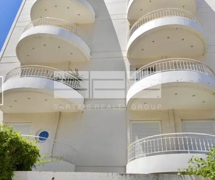 (Προς Ενοικίαση) Κατοικία Οροφοδιαμέρισμα || Αθήνα Νότια/Γλυφάδα - 130 τ.μ, 3 Υ/Δ, 1.800€ 