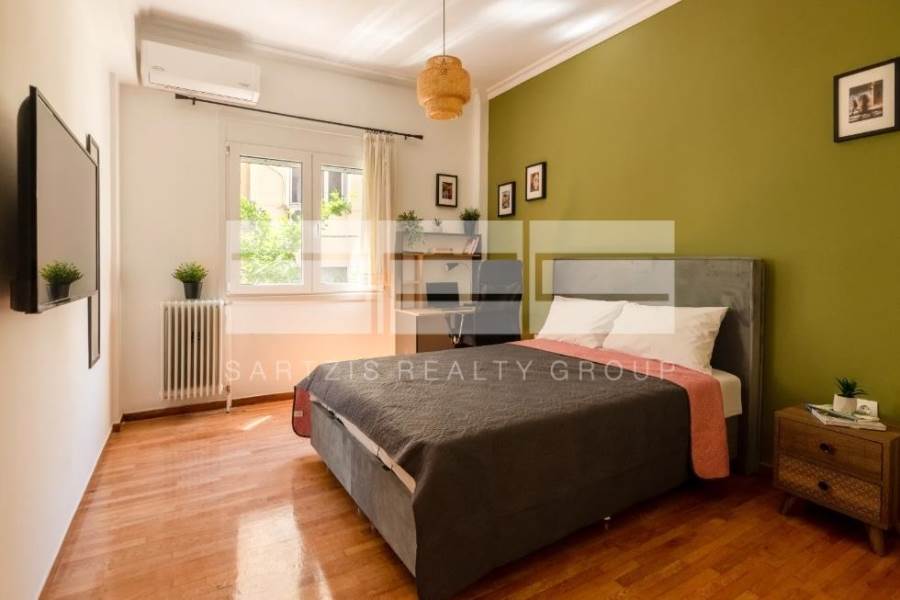 (For Sale) Residential Apartment || Athens Center/Athens - 69 Sq.m, 2 Bedrooms, 200.000€ 