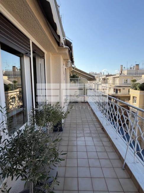 (For Sale) Residential Apartment || Athens Center/Athens - 81 Sq.m, 2 Bedrooms, 765.000€ 