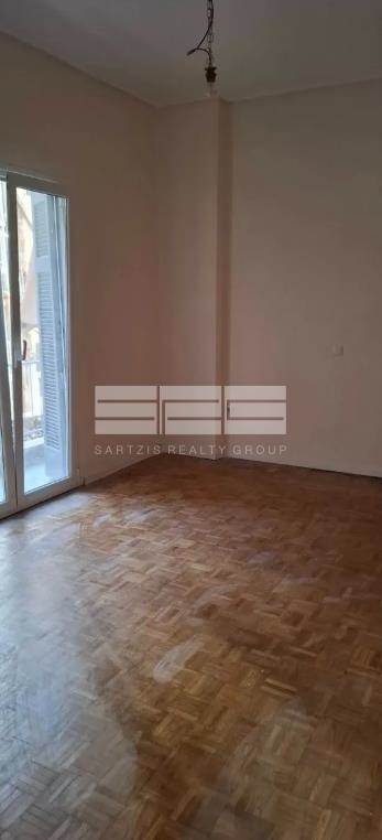 (For Sale) Residential Apartment || Athens Center/Athens - 70 Sq.m, 2 Bedrooms, 155.000€ 