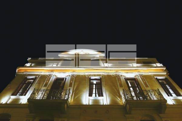 (For Sale) Residential Building || Athens Center/Athens - 638 Sq.m, 8 Bedrooms, 2.750.000€ 